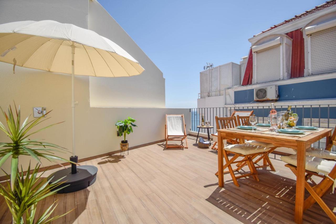 Central & Stylish 2 Bedroom Apartment W/ Balcony Кашкайш Екстер'єр фото